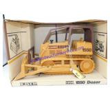 1/16 Case 1550 Bulldozer, Ertl