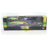 1/64 John Deere #23 Transporter