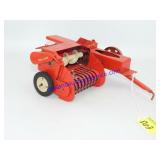 1/16 Tru-Scale Square Baler
