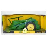 1/16 John Deere 60 Tractor w/ Picker Sheller, Ertl