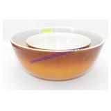 Pair of Vintage Pyrex Bowls