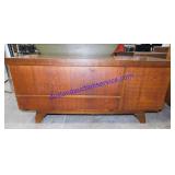 Stickley Cedar Chest (44 x 20 x 18)