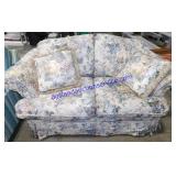 Floral Patterned Loveseat & Throw Pillows