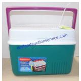 Small Rubbermaid Cooler (7 x 9 x 8)