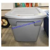 Sterlite 18 Gallon Tote w/ Lid