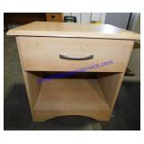 Small Wooden Side Table (21 x 20 x 16)