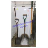 Lot of (3) Sqaure Shovels