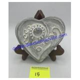 Isabel Bloom Heart