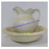 Large Chamber Pot & Pitcher