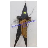 Large Hanging Star (31 x 10)