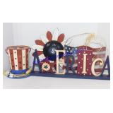Flat of Americana Decor
