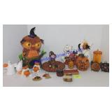 Flat of Halloween Decor
