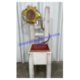 Decorative Planter Chair (34")