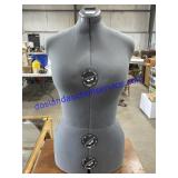 Alteration Mannequin
