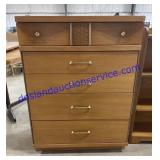 Bassett Dresser (43 x 32 x 18)