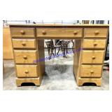 Riverside Wooden Desk (45 x 31 x 20)