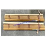 Pair of Levolor Blinds (W: 37 L: 43.5)
