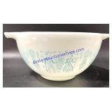 Vintage 1.5 Pint Pyrex Bowl