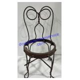 Metal Chair Planter (20")