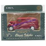 1/43 Ertl Anheuser Busch Classic Vehicle
