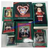 Lot Of 7 Assorted Christmas Ornaments