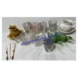Flat of Misc Decorative Glassware