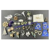 Bag of Misc. Vintage Jewelry