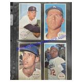 Lot of (4) Vintage Topps Baseball Cards