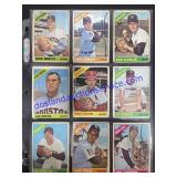 Lot of (9) Vintage Topps Baseball Cards