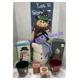 Flat of Misc Christmas Decor