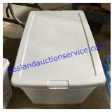 Large Sterilite Tote