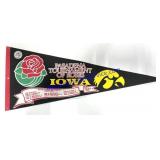 1985 Hawkeyes Rose Bowl Pendant Flag (29 x 12)