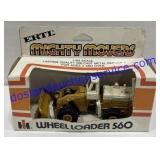 ERTL Wheel Loader 560 1:64 Scale