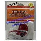 ERTL Die-Cast International Harvest Round Baller