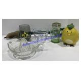 Misc Kitchenware , Dinosaur Grabber, Chick