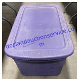 33 Gal Sterilite Tote