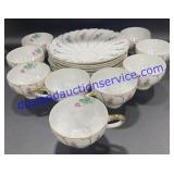 Set of (9) Tea Cups & Saucers