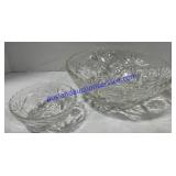 Set of Ribbed  Edge Star Glass Bowls 10" & 5"