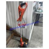 Black & Decker Cordless 12 Volt Trimmer