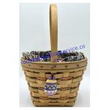 Longaberger 1996 Easter Basket (9 x 8 x 6)