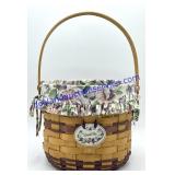 Longaberger 1996 Sweet Pea Basket (8 x 8 x 8)