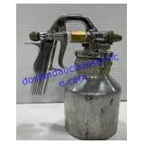 1 Pint  Air Paint Sprayer