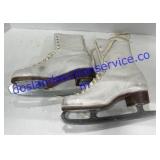 Union Tempered Steel 9-2/3 Ice Skates