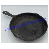 8.5" No. 5 Cast Iron Pan