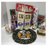 Christmas Tree Decor, Santa Statues , Serving