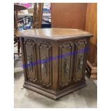 Wooden End Table (28 x 24 x 20)