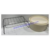 Rubbermaid Kitchen Storage 13"x6" & Cooling Rack