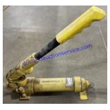 Porta Power Hydraulic Hand Pump