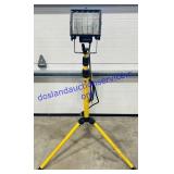 Adjustable Shop Light