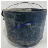 Cast Iron Cauldron (12 x 9)